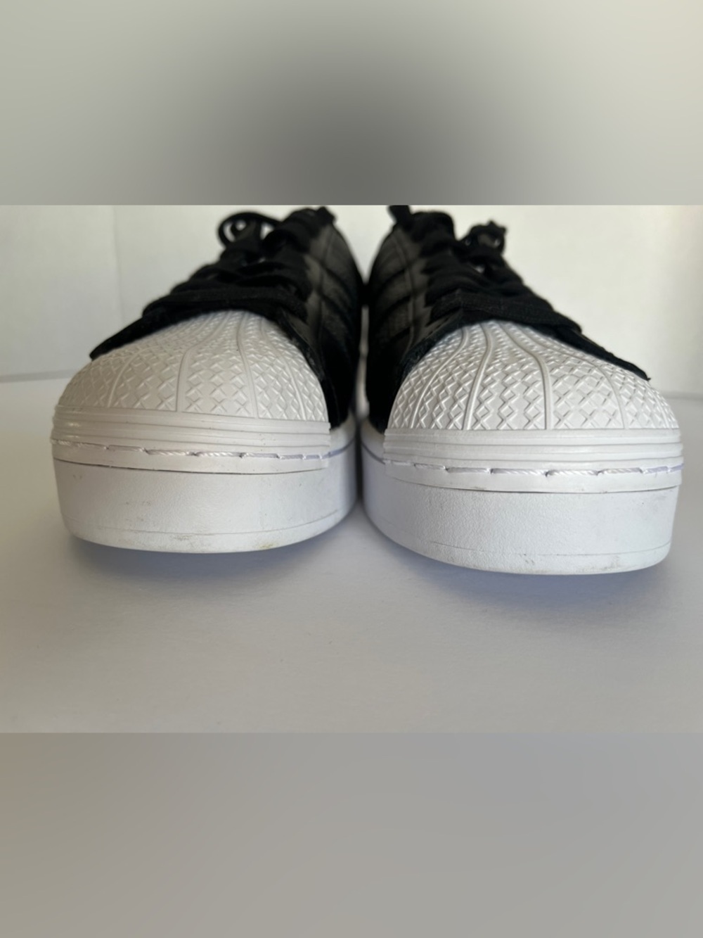 adidas Originals Superstar Bold Platform Shoes in “Green Black” Size 6.5 Women’s - Picture 8 of 9